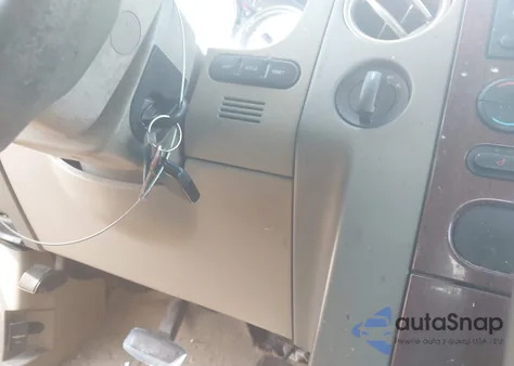 2006 Ford F-150 Fx4/Lariat/Xlt z USA, uszkodzony, nr VIN 1FTPW14V36FB63577